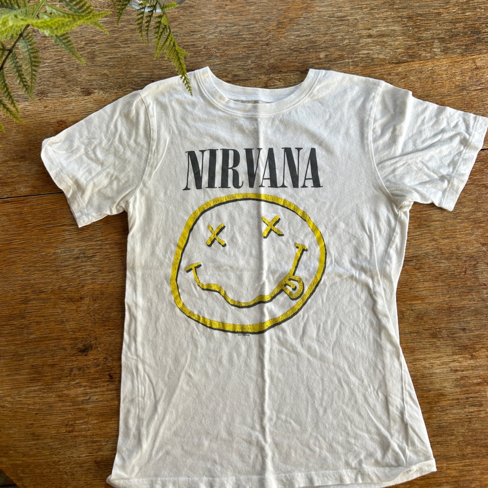 Nirvana Shirt - M